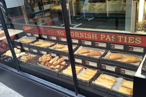 Nafees Bakers & Sweets photo 3